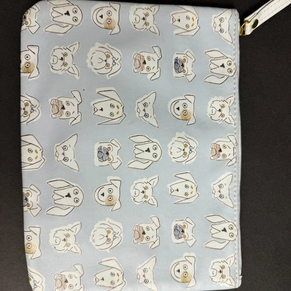 NWOT Fringe Cosmetic Make Up Bag Dog Portraits